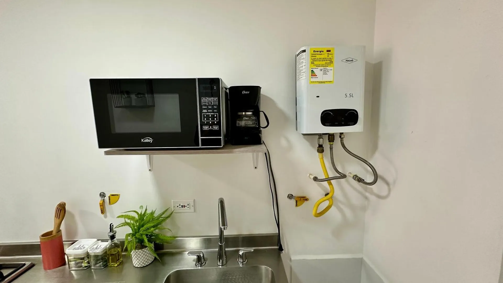 Prime Laureles Location With Air Conditioning Medellín Apartman